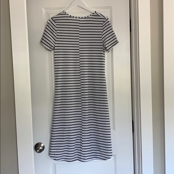 Simply Southern Small Midi Dress - Picture 4 of 4